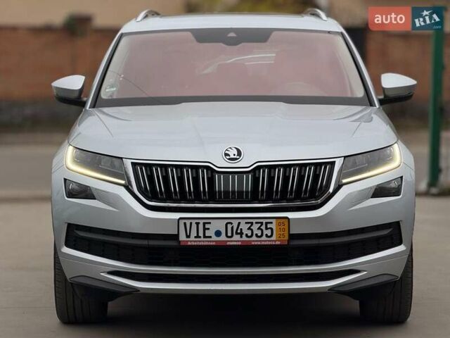 Серый Шкода Kodiaq, объемом двигателя 1.97 л и пробегом 177 тыс. км за 35999 $, фото 5 на Automoto.ua
