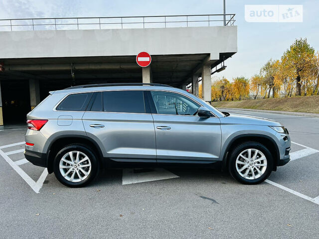 Серый Шкода Kodiaq, объемом двигателя 2 л и пробегом 6 тыс. км за 37999 $, фото 146 на Automoto.ua