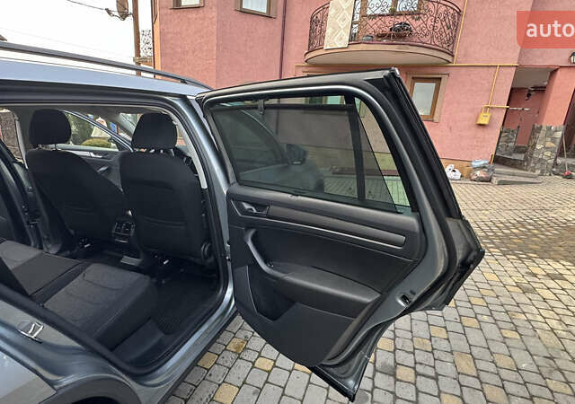 Серый Шкода Kodiaq, объемом двигателя 1.97 л и пробегом 141 тыс. км за 29999 $, фото 55 на Automoto.ua