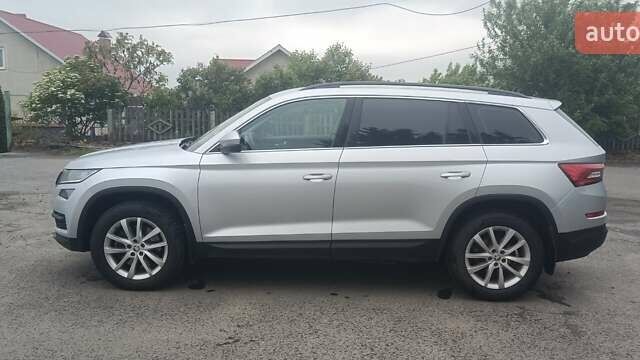 Серый Шкода Kodiaq, объемом двигателя 1.98 л и пробегом 233 тыс. км за 25000 $, фото 1 на Automoto.ua
