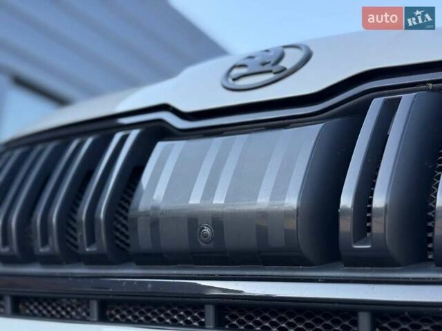 Сірий Шкода Kodiaq, об'ємом двигуна 1.98 л та пробігом 92 тис. км за 35300 $, фото 15 на Automoto.ua