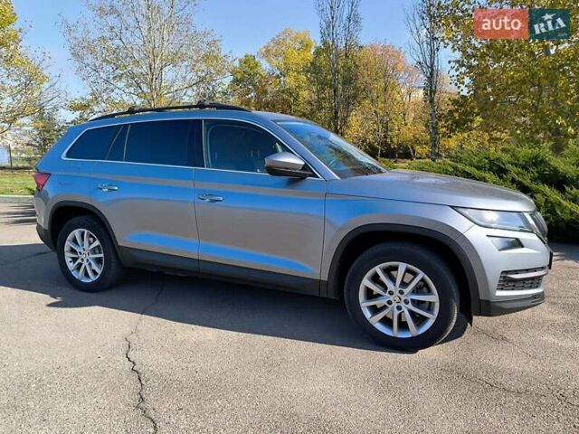 Серый Шкода Kodiaq, объемом двигателя 1.98 л и пробегом 112 тыс. км за 30787 $, фото 1 на Automoto.ua