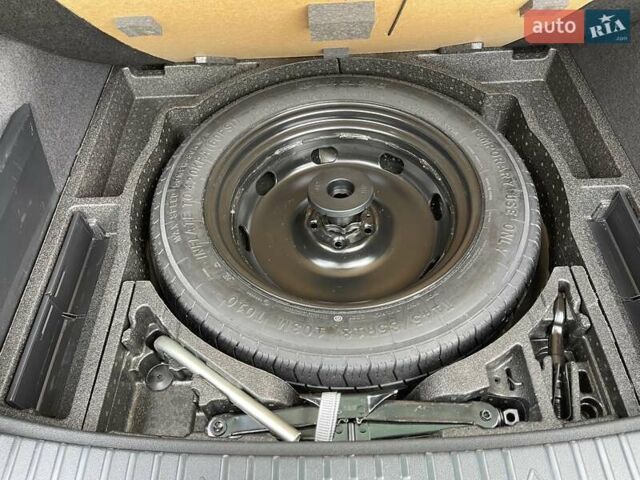 Серый Шкода Kodiaq, объемом двигателя 1.98 л и пробегом 74 тыс. км за 36000 $, фото 81 на Automoto.ua