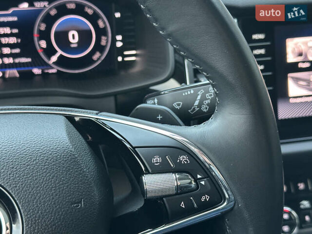 Серый Шкода Kodiaq, объемом двигателя 2 л и пробегом 181 тыс. км за 35399 $, фото 127 на Automoto.ua