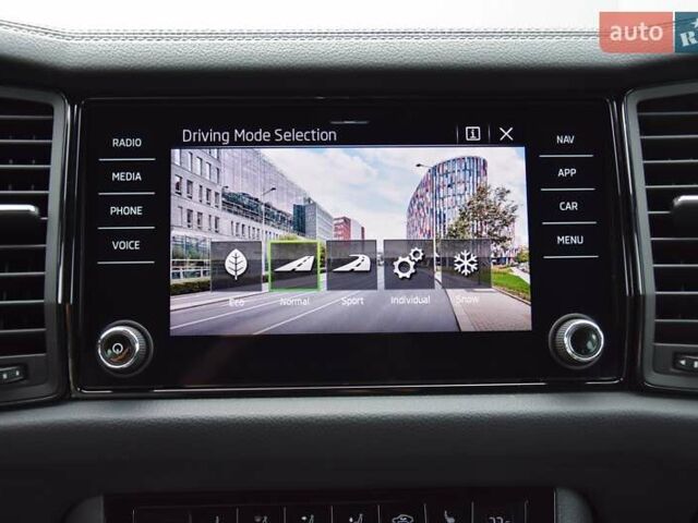 Шкода Kodiaq 2021 в Львове на Automoto.ua Серый Шкода Kodiaq, объемом двигателя 1.97 л и пробегом 108 тыс. км за 42999 $, фото 77 на Automoto.ua