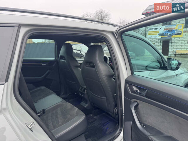 Сірий Шкода Kodiaq, об'ємом двигуна 2 л та пробігом 118 тис. км за 40001 $, фото 45 на Automoto.ua