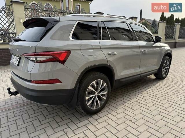Серый Шкода Kodiaq, объемом двигателя 2 л и пробегом 107 тыс. км за 34600 $, фото 19 на Automoto.ua