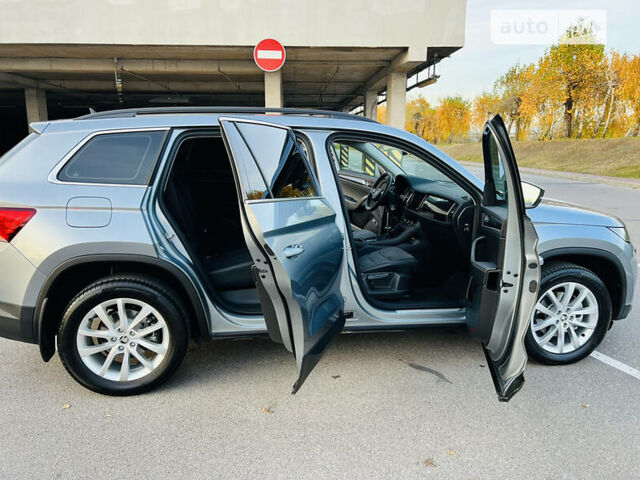 Серый Шкода Kodiaq, объемом двигателя 2 л и пробегом 6 тыс. км за 37999 $, фото 46 на Automoto.ua