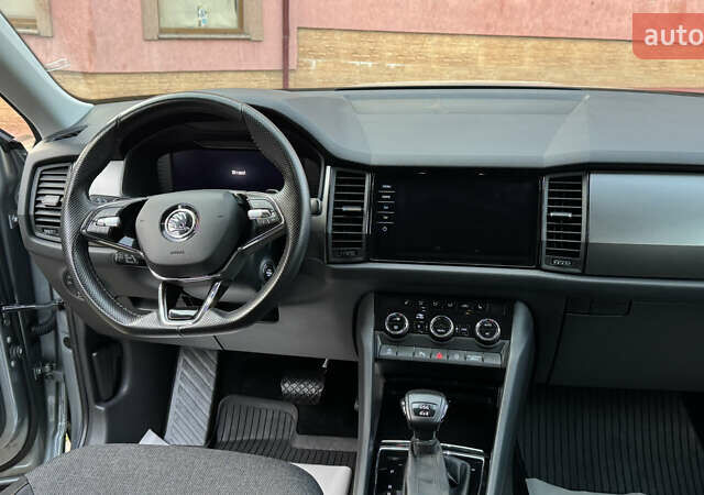 Серый Шкода Kodiaq, объемом двигателя 1.97 л и пробегом 141 тыс. км за 29999 $, фото 53 на Automoto.ua