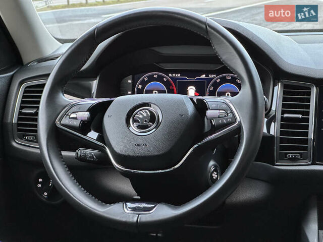 Серый Шкода Kodiaq, объемом двигателя 2 л и пробегом 181 тыс. км за 35399 $, фото 105 на Automoto.ua