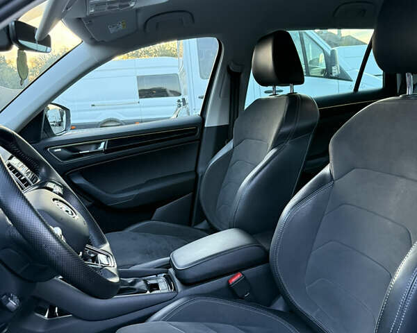 Сірий Шкода Kodiaq, об'ємом двигуна 2 л та пробігом 174 тис. км за 31999 $, фото 28 на Automoto.ua