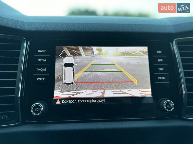 Сірий Шкода Kodiaq, об'ємом двигуна 1.97 л та пробігом 248 тис. км за 27499 $, фото 17 на Automoto.ua