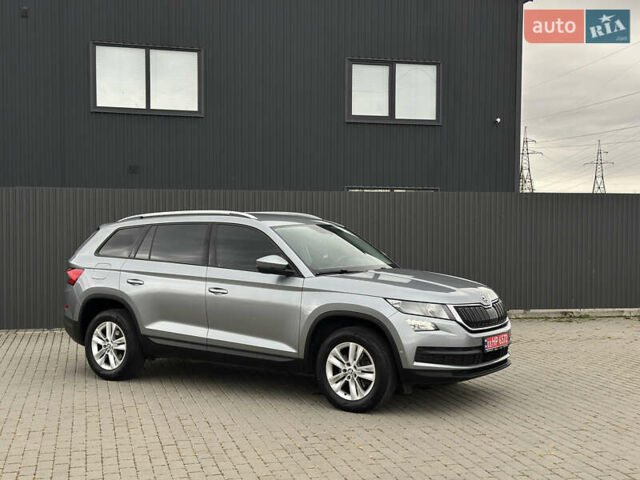 Серый Шкода Kodiaq, объемом двигателя 2 л и пробегом 167 тыс. км за 29000 $, фото 2 на Automoto.ua