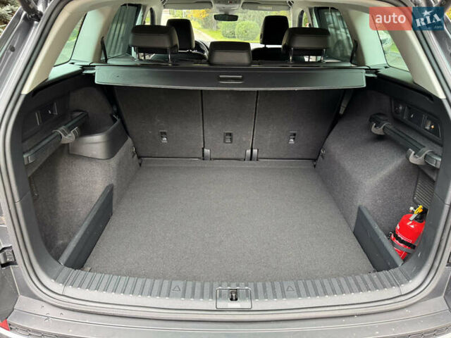 Шкода Kodiaq 2022 у Києві на Automoto.ua Сірий Шкода Kodiaq, об'ємом двигуна 2 л та пробігом 169 тис. км за 35999 $, фото 57 на Automoto.ua