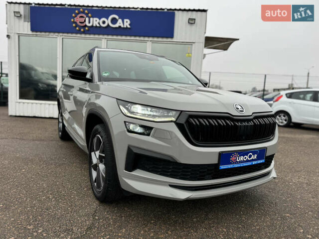 Серый Шкода Kodiaq, объемом двигателя 1.97 л и пробегом 181 тыс. км за 35500 $, фото 5 на Automoto.ua