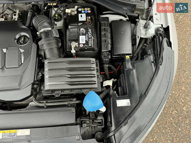 Серый Шкода Kodiaq, объемом двигателя 1.97 л и пробегом 181 тыс. км за 35500 $, фото 138 на Automoto.ua