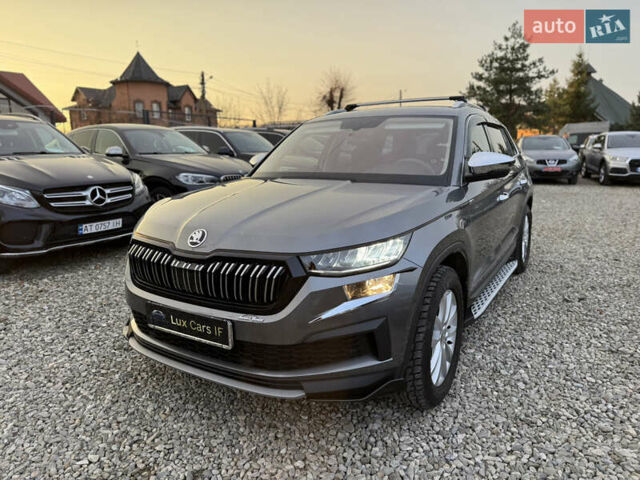 Серый Шкода Kodiaq, объемом двигателя 1.98 л и пробегом 64 тыс. км за 34500 $, фото 4 на Automoto.ua