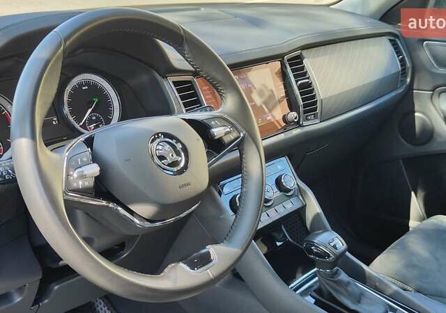 Серый Шкода Kodiaq, объемом двигателя 2 л и пробегом 86 тыс. км за 33700 $, фото 20 на Automoto.ua