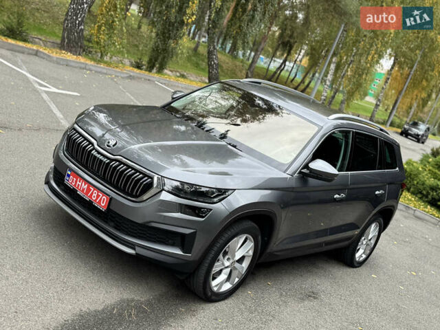 Шкода Kodiaq 2022 у Києві на Automoto.ua Сірий Шкода Kodiaq, об'ємом двигуна 2 л та пробігом 169 тис. км за 35999 $, фото 18 на Automoto.ua