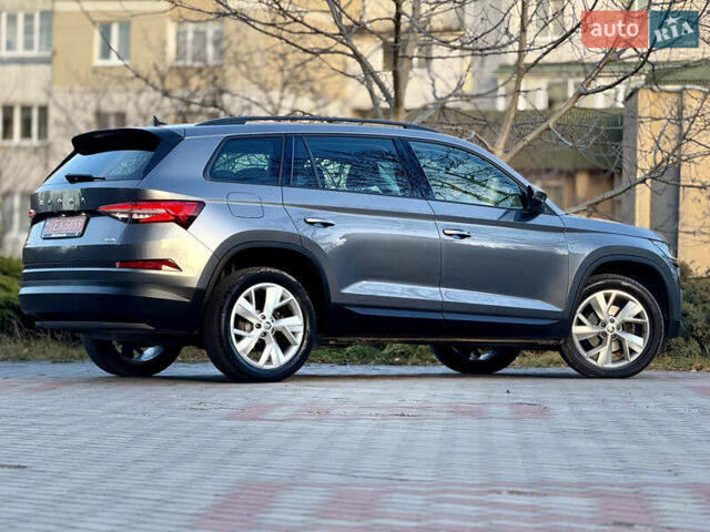 Сірий Шкода Kodiaq, об'ємом двигуна 2 л та пробігом 220 тис. км за 31200 $, фото 37 на Automoto.ua