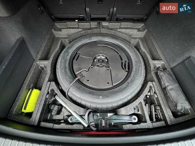 Серый Шкода Kodiaq, объемом двигателя 1.97 л и пробегом 83 тыс. км за 42900 $, фото 25 на Automoto.ua