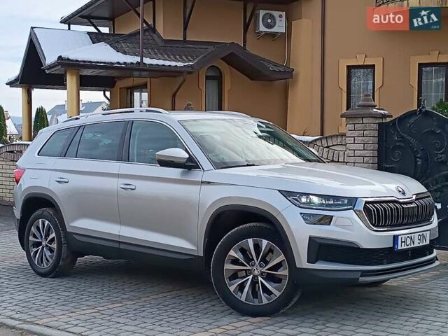 Серый Шкода Kodiaq, объемом двигателя 1.97 л и пробегом 106 тыс. км за 37799 $, фото 4 на Automoto.ua