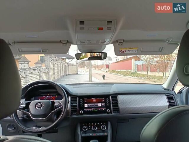 Серый Шкода Kodiaq, объемом двигателя 1.97 л и пробегом 106 тыс. км за 37799 $, фото 47 на Automoto.ua
