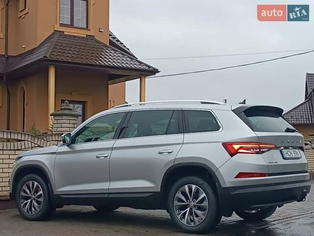 Серый Шкода Kodiaq, объемом двигателя 1.97 л и пробегом 106 тыс. км за 37700 $, фото 23 на Automoto.ua