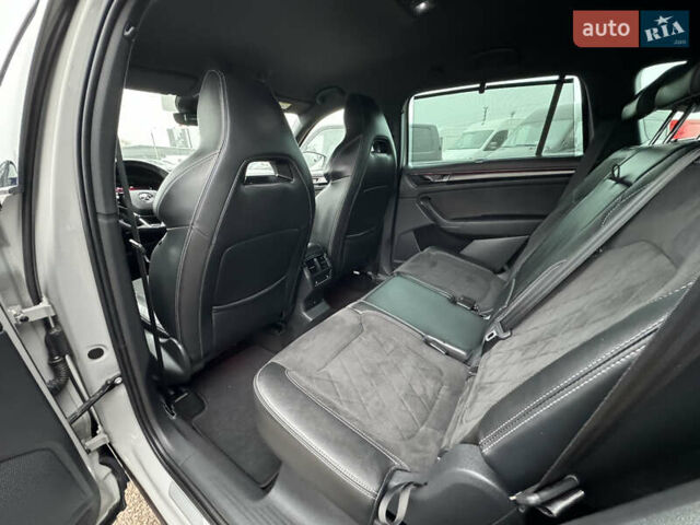 Серый Шкода Kodiaq, объемом двигателя 1.97 л и пробегом 181 тыс. км за 35500 $, фото 84 на Automoto.ua