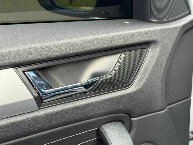 Серый Шкода Kodiaq, объемом двигателя 1.5 л и пробегом 80 тыс. км за 32000 $, фото 12 на Automoto.ua