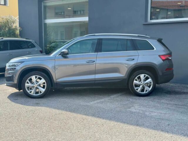 Серый Шкода Kodiaq, объемом двигателя 2 л и пробегом 10 тыс. км за 19000 $, фото 3 на Automoto.ua