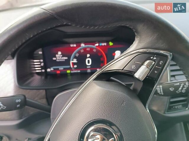 Серый Шкода Kodiaq, объемом двигателя 1.97 л и пробегом 106 тыс. км за 37799 $, фото 52 на Automoto.ua