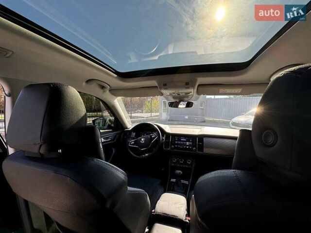 Серый Шкода Kodiaq, объемом двигателя 1.97 л и пробегом 165 тыс. км за 35200 $, фото 36 на Automoto.ua