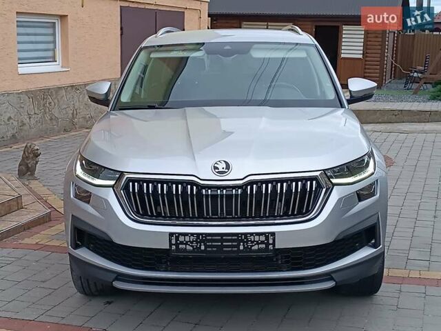 Серый Шкода Kodiaq, объемом двигателя 1.97 л и пробегом 106 тыс. км за 37950 $, фото 5 на Automoto.ua