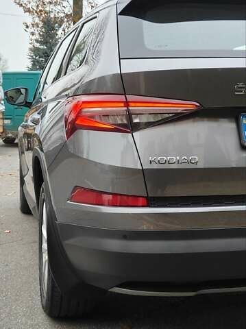 Сірий Шкода Kodiaq, об'ємом двигуна 2 л та пробігом 86 тис. км за 31900 $, фото 17 на Automoto.ua