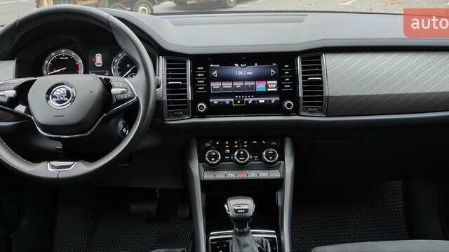 Сірий Шкода Kodiaq, об'ємом двигуна 2 л та пробігом 86 тис. км за 31900 $, фото 31 на Automoto.ua