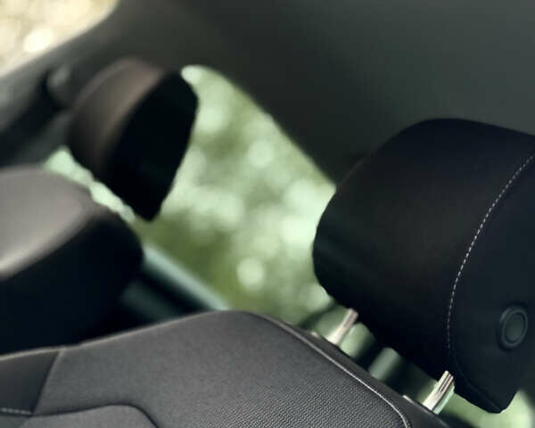 Сірий Шкода Kodiaq, об'ємом двигуна 2 л та пробігом 220 тис. км за 31300 $, фото 83 на Automoto.ua