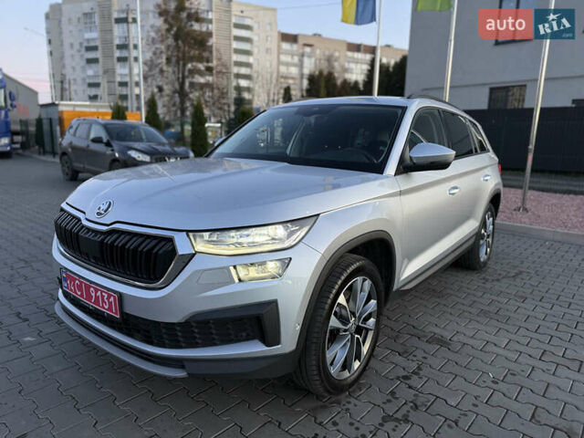 Серый Шкода Kodiaq, объемом двигателя 1.97 л и пробегом 259 тыс. км за 29499 $, фото 2 на Automoto.ua