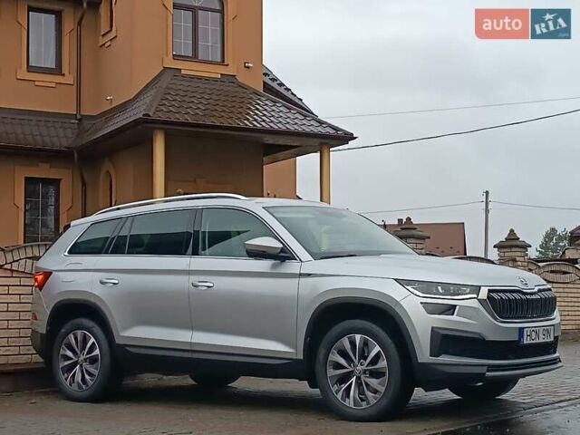 Серый Шкода Kodiaq, объемом двигателя 1.97 л и пробегом 106 тыс. км за 37700 $, фото 7 на Automoto.ua
