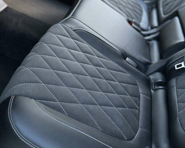 Сірий Шкода Kodiaq, об'ємом двигуна 2 л та пробігом 220 тис. км за 31200 $, фото 114 на Automoto.ua