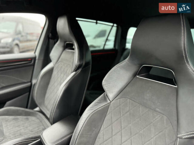 Серый Шкода Kodiaq, объемом двигателя 1.97 л и пробегом 181 тыс. км за 35500 $, фото 81 на Automoto.ua