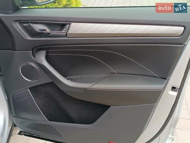 Серый Шкода Kodiaq, объемом двигателя 1.97 л и пробегом 106 тыс. км за 37700 $, фото 57 на Automoto.ua