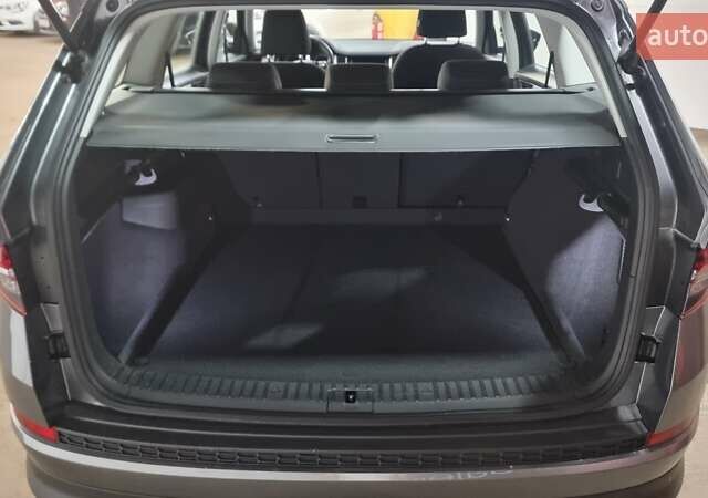 Серый Шкода Kodiaq, объемом двигателя 1.98 л и пробегом 39 тыс. км за 31300 $, фото 13 на Automoto.ua