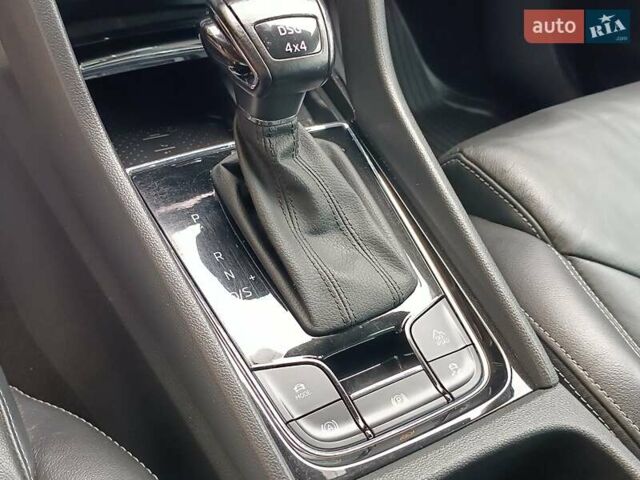 Серый Шкода Kodiaq, объемом двигателя 1.97 л и пробегом 106 тыс. км за 37950 $, фото 41 на Automoto.ua