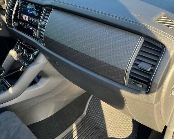 Серый Шкода Kodiaq, объемом двигателя 1.97 л и пробегом 90 тыс. км за 35500 $, фото 19 на Automoto.ua