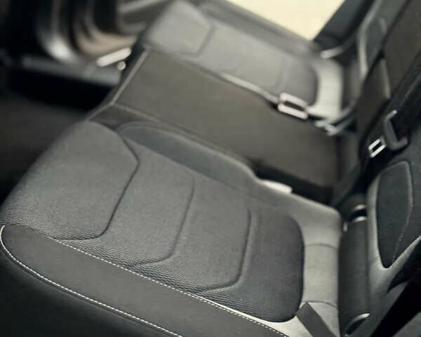 Сірий Шкода Kodiaq, об'ємом двигуна 2 л та пробігом 220 тис. км за 31300 $, фото 96 на Automoto.ua
