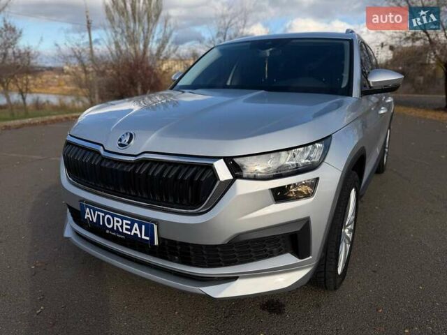 Серый Шкода Kodiaq, объемом двигателя 1.5 л и пробегом 80 тыс. км за 32000 $, фото 13 на Automoto.ua