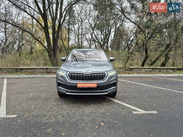 Серый Шкода Kodiaq, объемом двигателя 1.97 л и пробегом 151 тыс. км за 31500 $, фото 1 на Automoto.ua