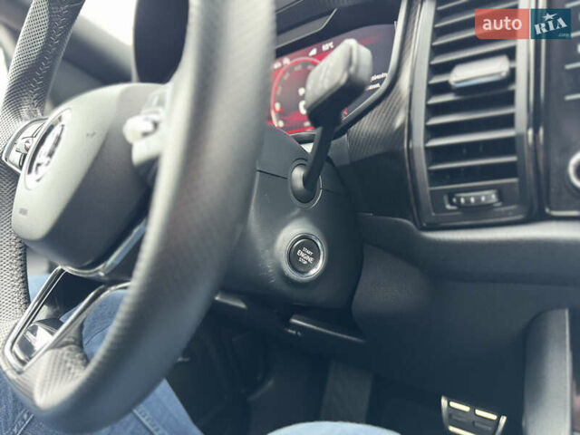 Серый Шкода Kodiaq, объемом двигателя 1.97 л и пробегом 181 тыс. км за 35500 $, фото 75 на Automoto.ua