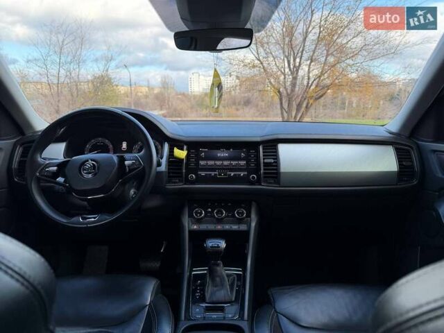 Серый Шкода Kodiaq, объемом двигателя 1.5 л и пробегом 80 тыс. км за 32000 $, фото 48 на Automoto.ua